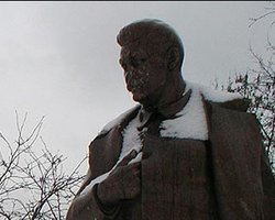 Коммунисты  решили установить памятник Сталину в Севастополе