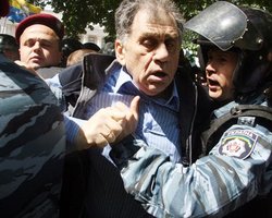 Сюжет дня. Миллион – не предел: Пострадавших от насилия в милиции может быть больше