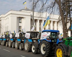 Земельный вопрос: Депутаты разошлись во мнениях, что делать с "наследием Ленина и Сталина"