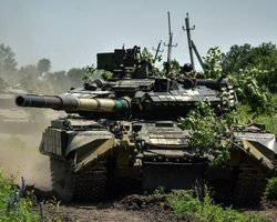 Перемещается на юг: война с РФ переходит в новую фазу, — разведка Британии