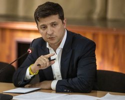 Внеочередное заседание Рады: Зеленский обвинил Парубия в "преступной бездеятельности"