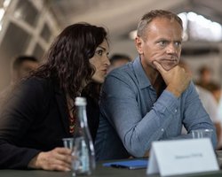 Туск прокомментировал посещение Станицы Луганской