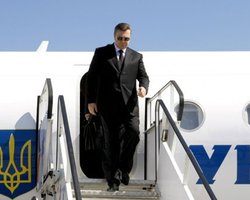 Януковичу привезут из США новый самолет