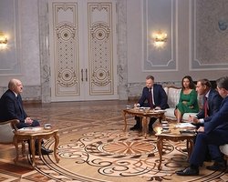 Лукашенко о своем президентском сроке: Возможно, я немного пересидел, но никуда не уйду