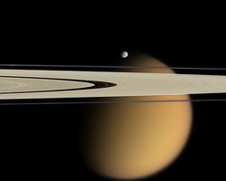 Дожди на Титане бывают раз в тысячу лет, - ученые