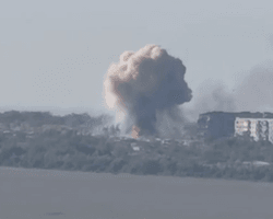 Вибух на десятки метрів: "Град" 30-ї бригади знищив склад боєприпасів на Донеччині (відео)