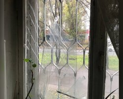 Ракетний удар по Дніпру: є постраждалі, серед них 15-річна дівчина (відео)