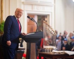 Совет мира Трампа: президент США одобрил идею внести Путиным $1 млрд замороженных активов