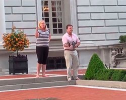 Супруги из США объяснили, почему встретили с оружием темнокожих активистов возле своего дома