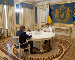 Зеленский поручил Баканову за две недели показать успехи в борьбе с контрабандой