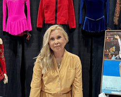 Життя після золота: Баюл розпродає майно в США, розлучається та робить цинічні заяви (оновлено)