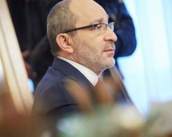 Регламент Харьковского горсовета изменили: первую сессию нового созыва могут провести без Кернеса