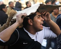 В столице Египта введен комендантский час