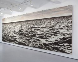 Кубинец создал фотореалистичный пейзаж из полумиллиона рыболовных крючков