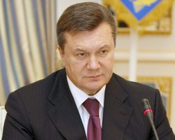 Янукович: против Налогового кодекса протестуют уклонисты 