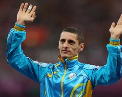 Паралимпиец Роман Павлик принес украинской сборной бронзу в прыжках в длину