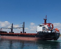 В порт "Черноморск" вошло первое судно с начала полномасштабной войны с РФ (фото)