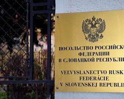 "Солидарность с Чехией": Словакия также решила выслать российских дипломатов из страны