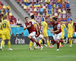 Не наш день: Україна програла Австрії в останньому матчі групового етапу Євро-2020