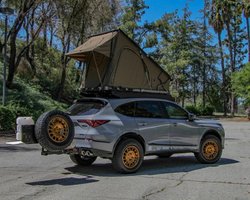 Великий і потужний кросовер від Honda перетворили на позашляховий автодім (фото)