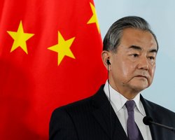 "Примем все меры для защиты суверенитета": МИД КНР отреагировал на прилет Пелоси на Тайвань