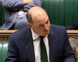 У НАТО нет планов вмешательства в события в Беларуси,  – глава Минобороны Великобритании