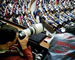 Разумков сказал, когда будут пускать журналистов в ложу прессы Рады