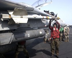 "Допоможуть пережити зиму": в Україні "оживили" неробочі американські ракети AIM-9, — FT