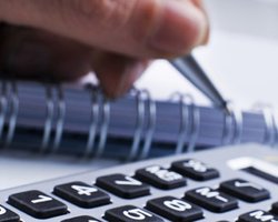 Бюджет недобрал 15% доходов