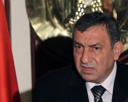 Премьер-министр Египта попал в больницу