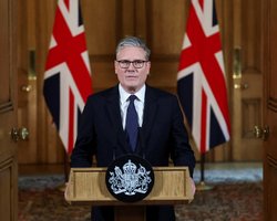 Великобритания может признать Палестину: Кир Стармер назвал условие (видео)