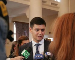 Басс утверждает, что не скрывается