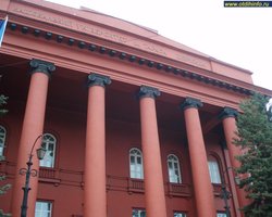  В университете Тараса Шевченко хотят заменить рефераты написанием статей в Википедию