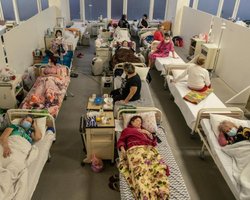 В одесских ковидных больницах появилось понятие "очередь в реанимацию"