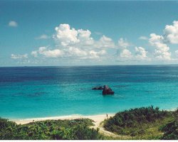 Під Бермудськими островами знайдено загадкову структуру: не схожа ні на що інше на Землі