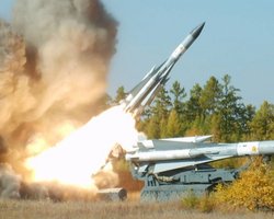 Крим атакували 20 ракетами: поблизу аеродрома "Бельбек" пожежа, — росЗМІ