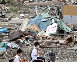 Мощное землетрясение в Японии обошлось без жертв 