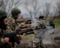 12 декабря День Сухопутных войск: как поздравляют с праздником пехоту и другие части ВСУ (видео)