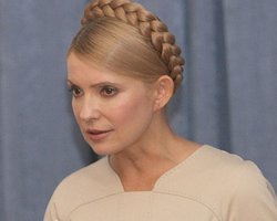 Тимошенко готова снять свою кандидатуру в пользу того, кто способен победить Януковича