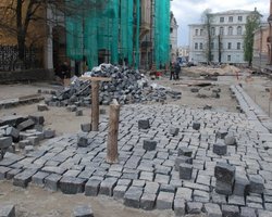 Власти списали историческую брусчатку с Андреевского спуска, - СМИ