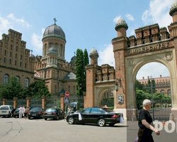 Черновцы определятся с мэром во втором туре