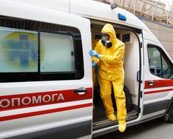 Ляшко рассказал, когда вакцину Sinovac развезут по регионам и кому будут колоть