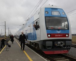В Украину  прибыл первый  двухэтажный чешский электропоезд