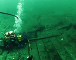 Суперкорабль эпохи викингов: археологи нашли затонувшее судно длиной как два автобуса (фото)