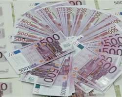 В 2012 году евро подешевеет до 9,4 гривен, - СМИ