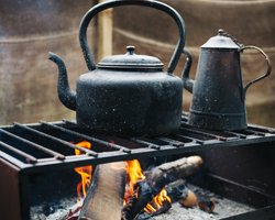Побег из холодного города: выживет ли горожанин в селе зимой