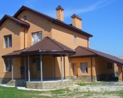 Нардеп-регионал Лукьянов купил коттеджный городок