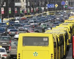 Украинским водителям придется платить за уничтожение своих машин