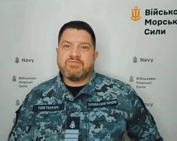 До 10 судов: россияне снова усилили охрану Крымского моста, — ВМС