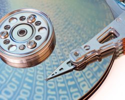 Интернет есть, но смотреть нечего: в РФ продажи DVD- и Blu-ray дисков выросли в 2 раза